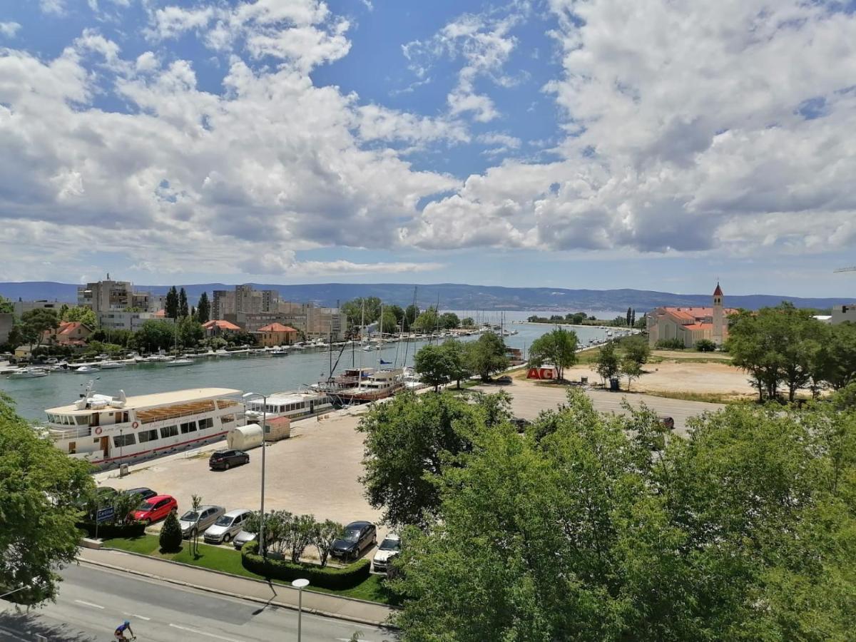 Ferienwohnung Penthouse Maremonte Omiš Exterior foto