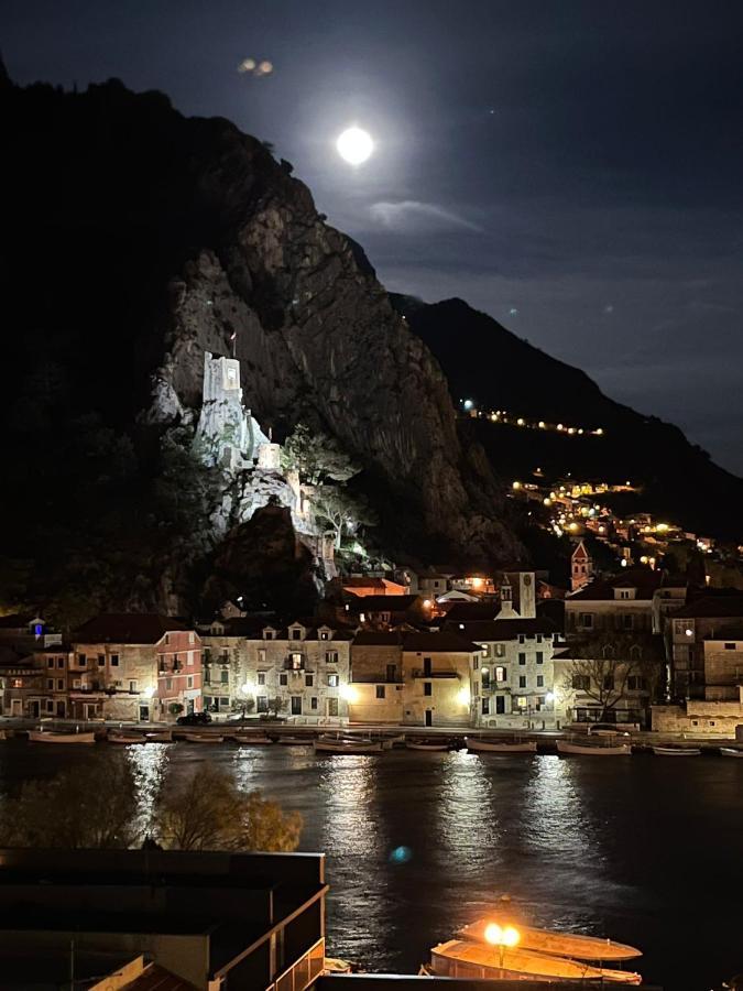 Ferienwohnung Penthouse Maremonte Omiš Exterior foto